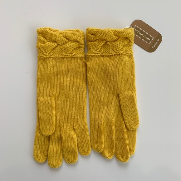 Nordstrom Accessories - Sale Price! Nordstrom 100% Cashmere Knit Gloves